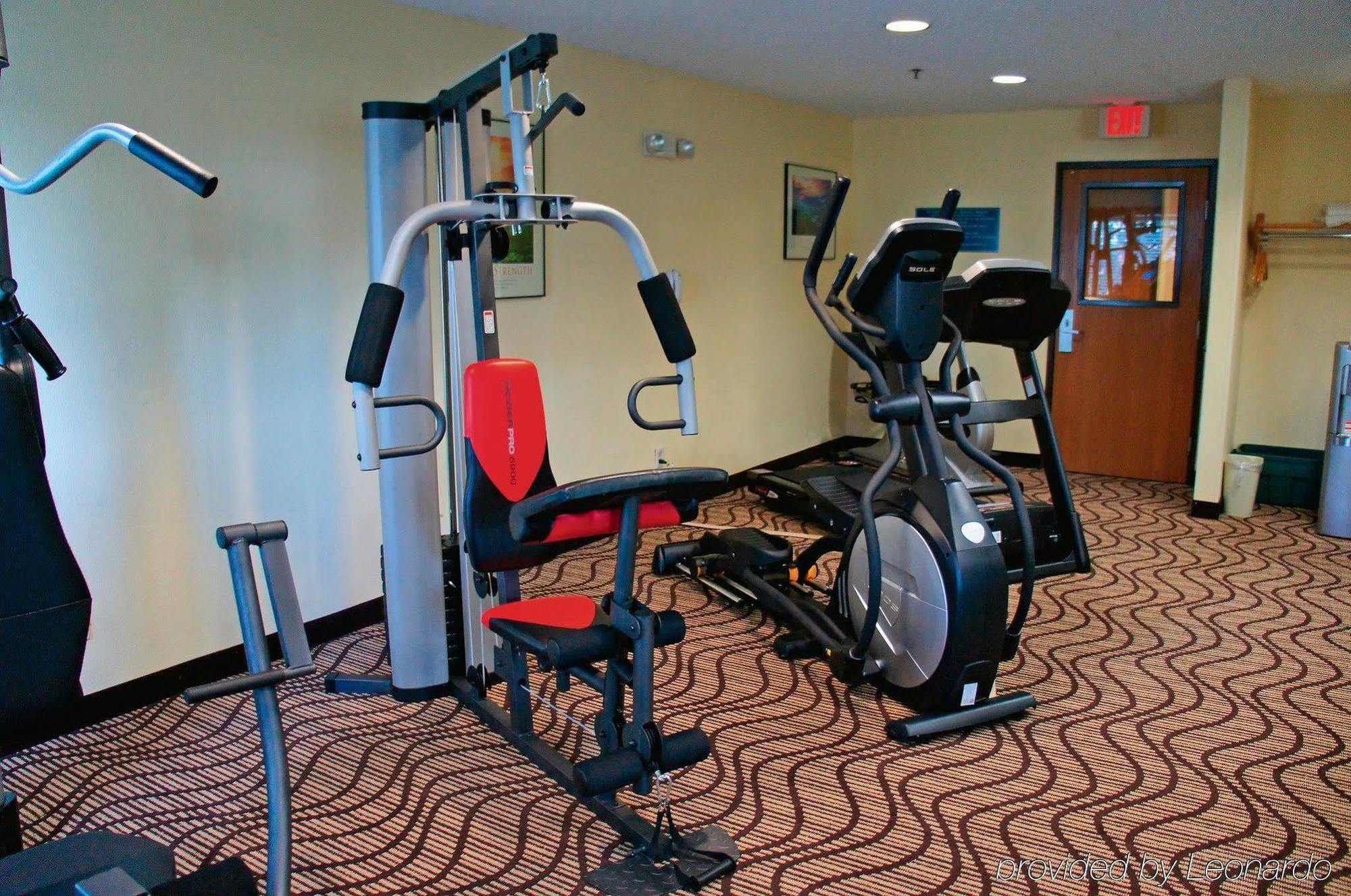 La Quinta Inn & Suites By Wyndham Peru Starved Rock St Park Buitenkant foto